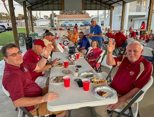 Table of Alabama fans