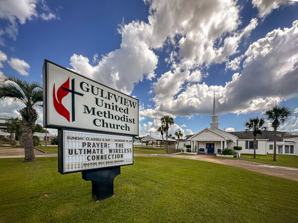 Gulfview entrance with sign